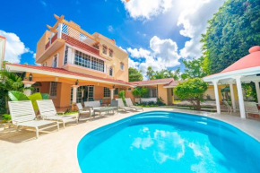 Designer Villa - 5 Bedrooms - Private Pool - Villa RODA